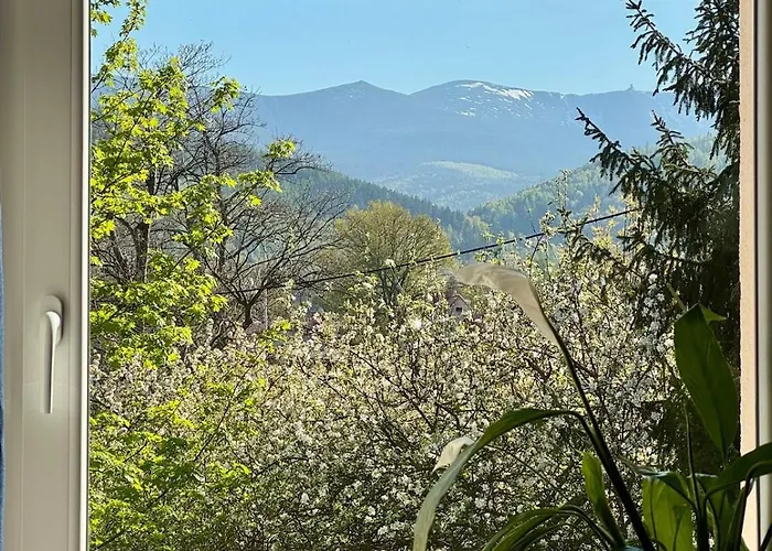 Cieplicka 144 Z Widokiem Na Karkonosze Apartment Jelenia Gora