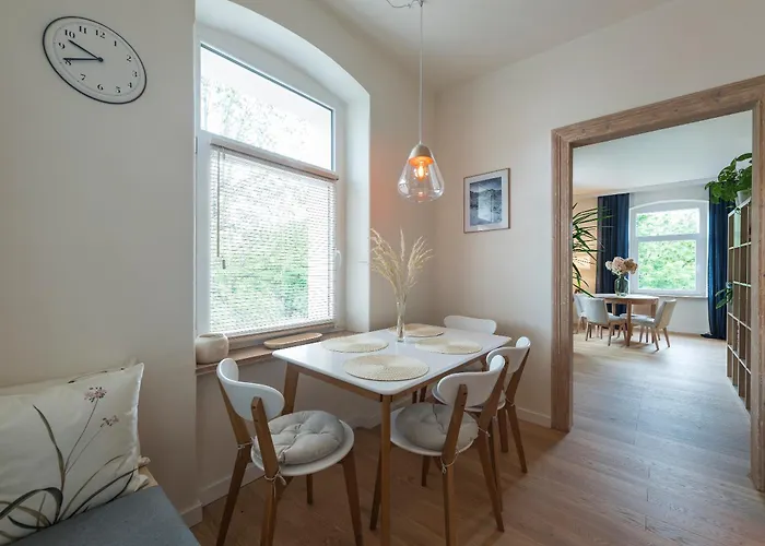 Апартаменты Cieplicka 144 Z Widokiem Na Karkonosze *